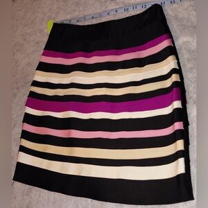 White House Black Market Black and Pink Striped Mini Skirt Women’s Size 00